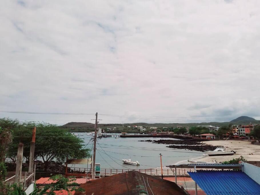 Casa Playa Los Marinos Puerto Baquerizo Moreno Εξωτερικό φωτογραφία